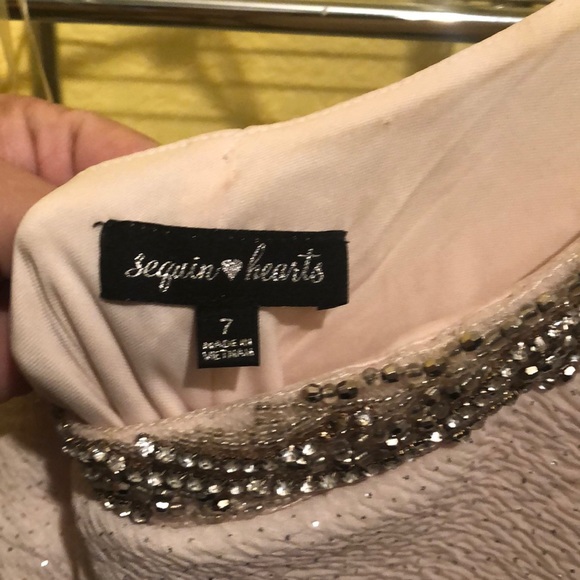 Dress - Picture 3 of 3